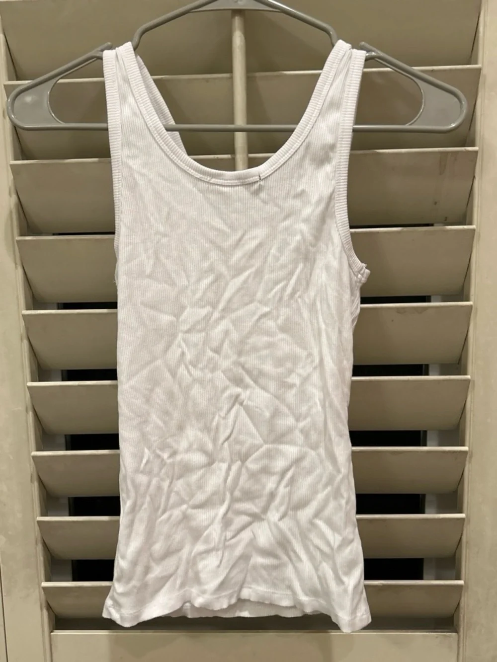 Ambiance White Ribbed V‑Neck Tank with Button Placket